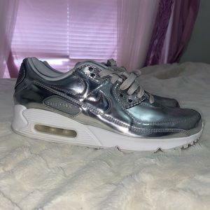 NIKE AIR MAX 90 metallic silver sz 10womens
